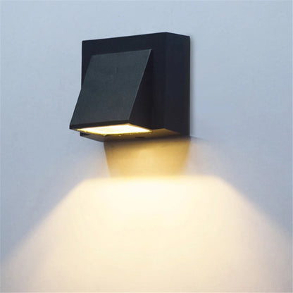 Outdoor LED Wall Lamp